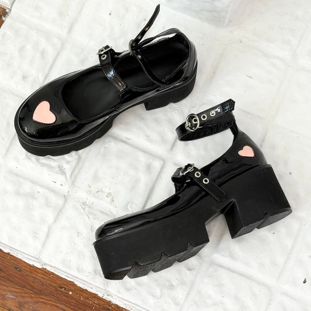 ✿ chunky platform mary jane heels ✿
